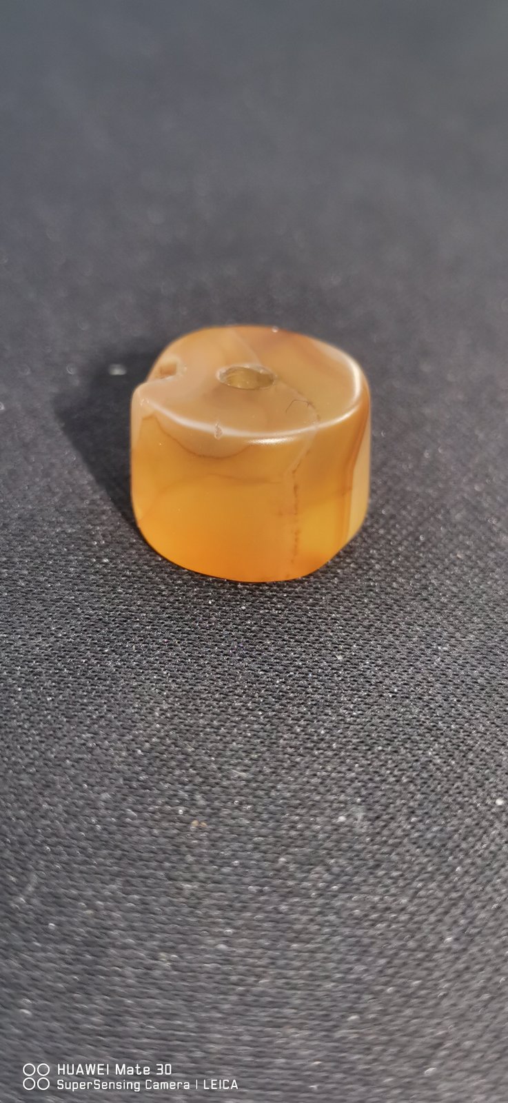 橘黄玛瑙桶珠上手小记:半透里的暖光 - 玛瑙 现代